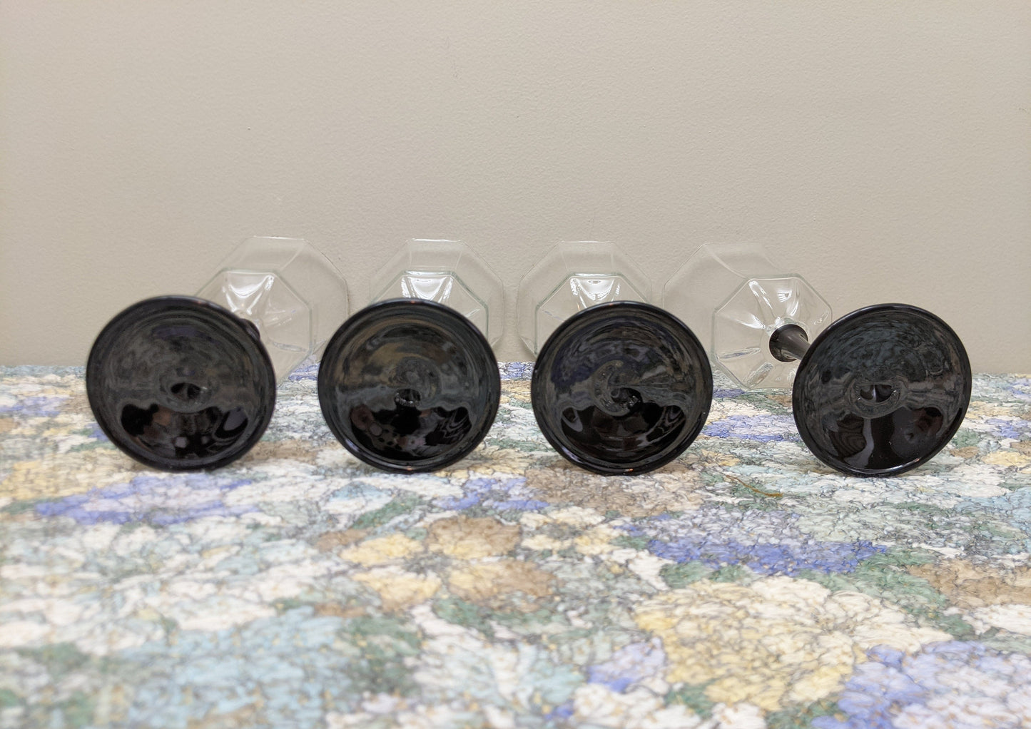 Set of four (4) Vintage Octime Black Stem Water Goblets by Arcoroc Luminarc | Wine Glasses | Made in France | 80's Tableware