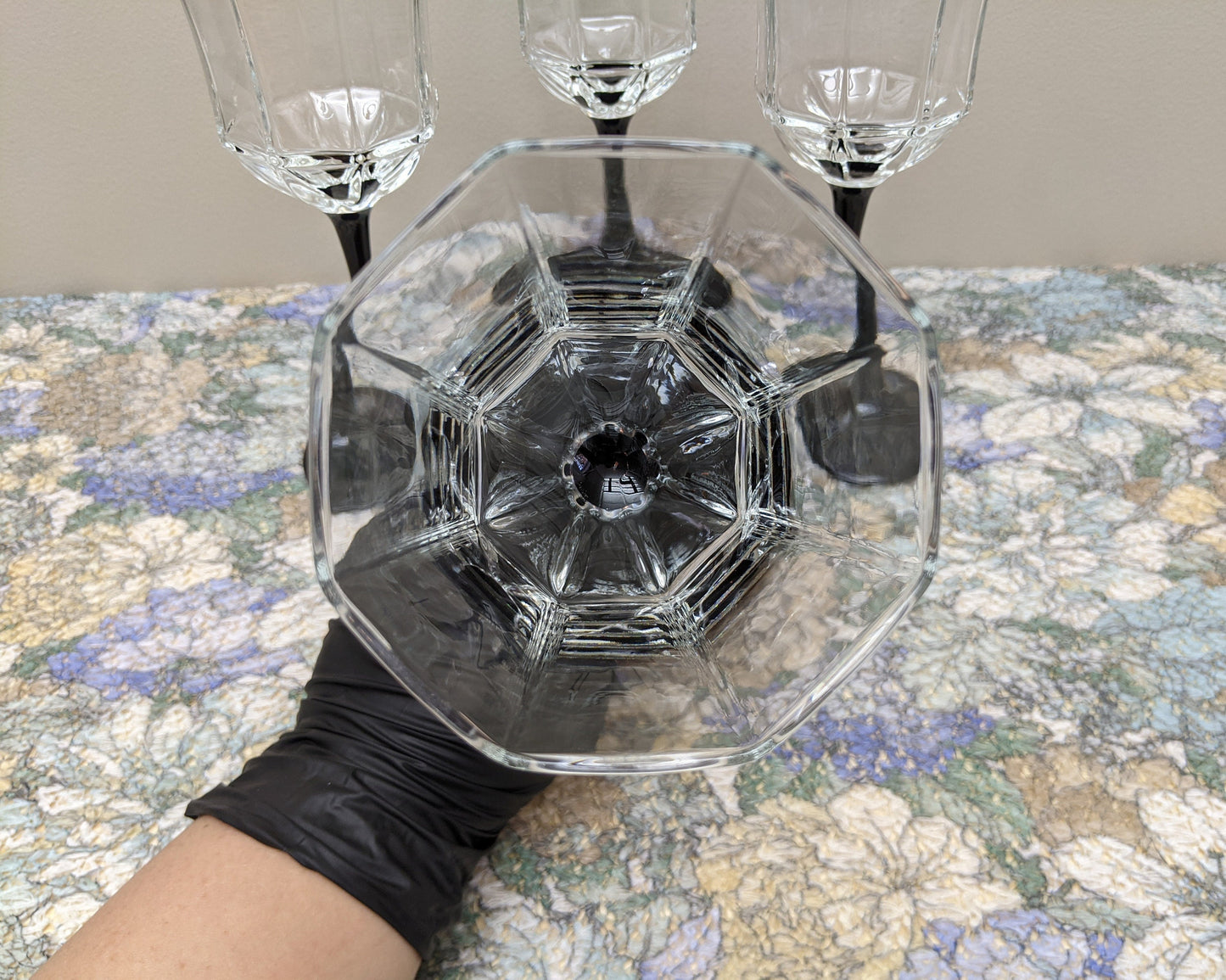 Set of four (4) Vintage Octime Black Stem Water Goblets by Arcoroc Luminarc | Wine Glasses | Made in France | 80's Tableware