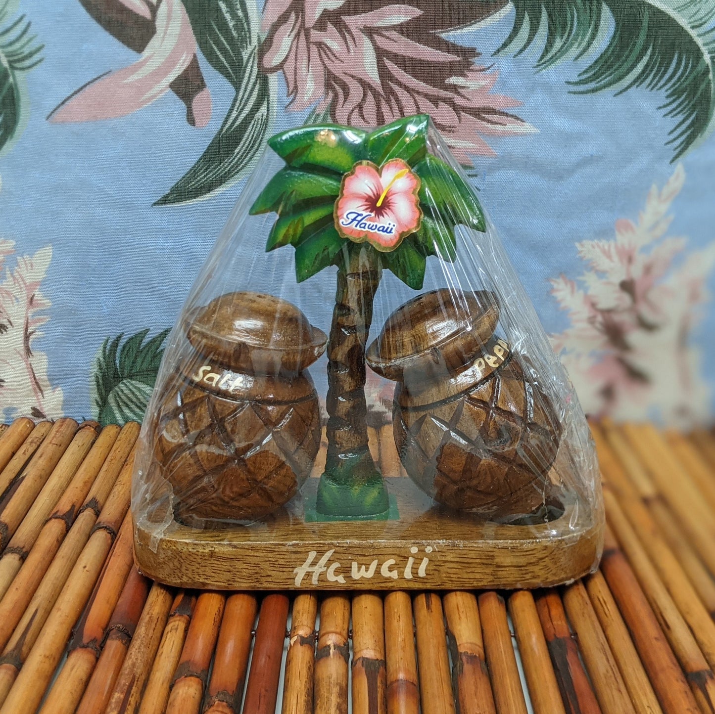 Vintage Monkey Pod Wood Pinapple Shaped Salt and Pepper Shakers | Palm Tree Rack | Original Packaging | Souvenir of Hawaii