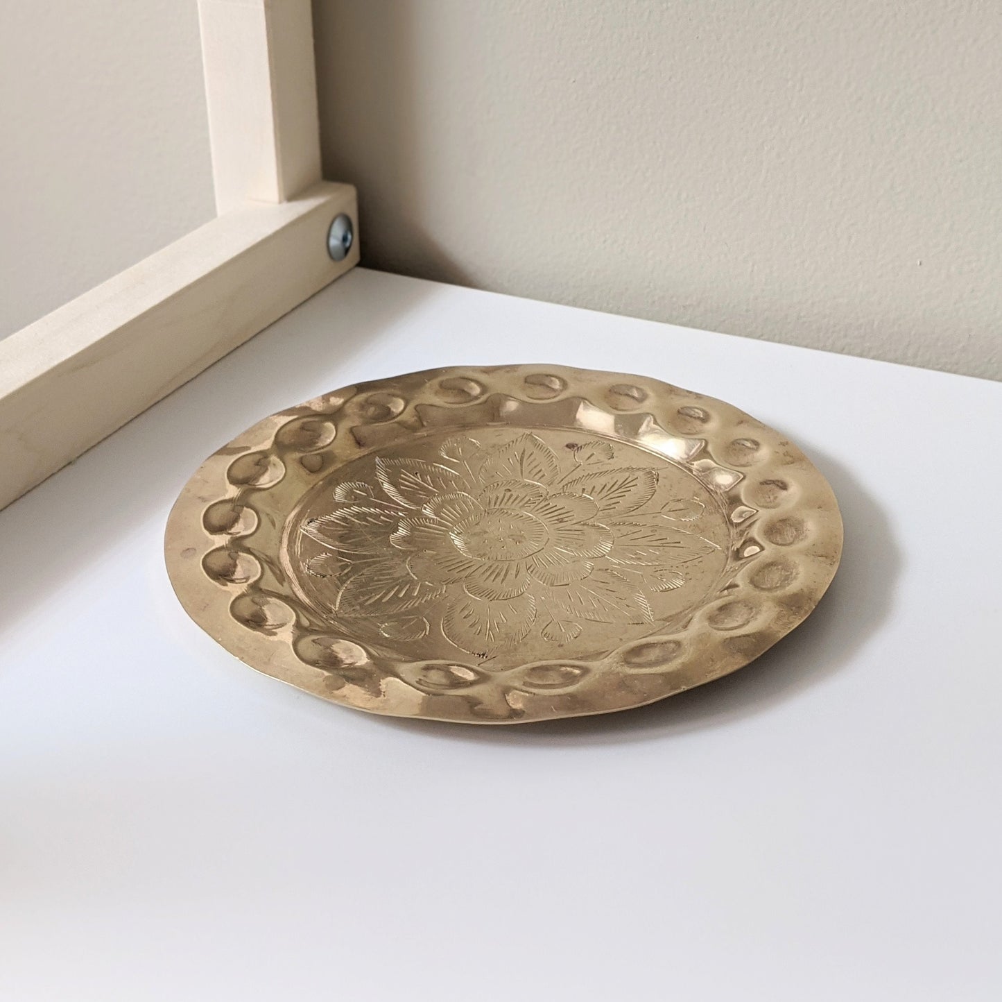 Vintage Hammered Brass Round Decorative Plate Dish | Trinket Dish | Jewelry Dish | Catchall