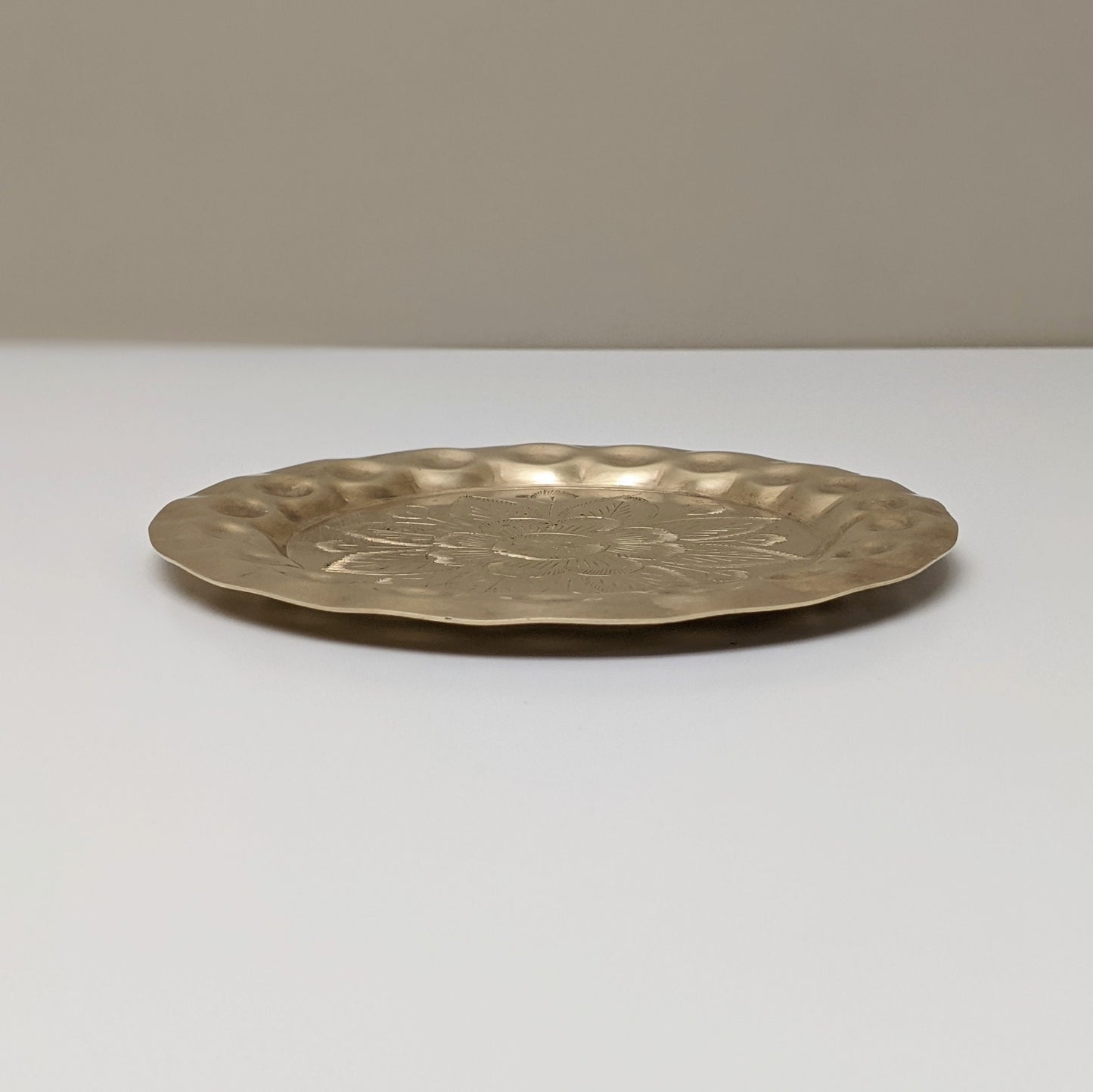 Vintage Hammered Brass Round Decorative Plate Dish | Trinket Dish | Jewelry Dish | Catchall