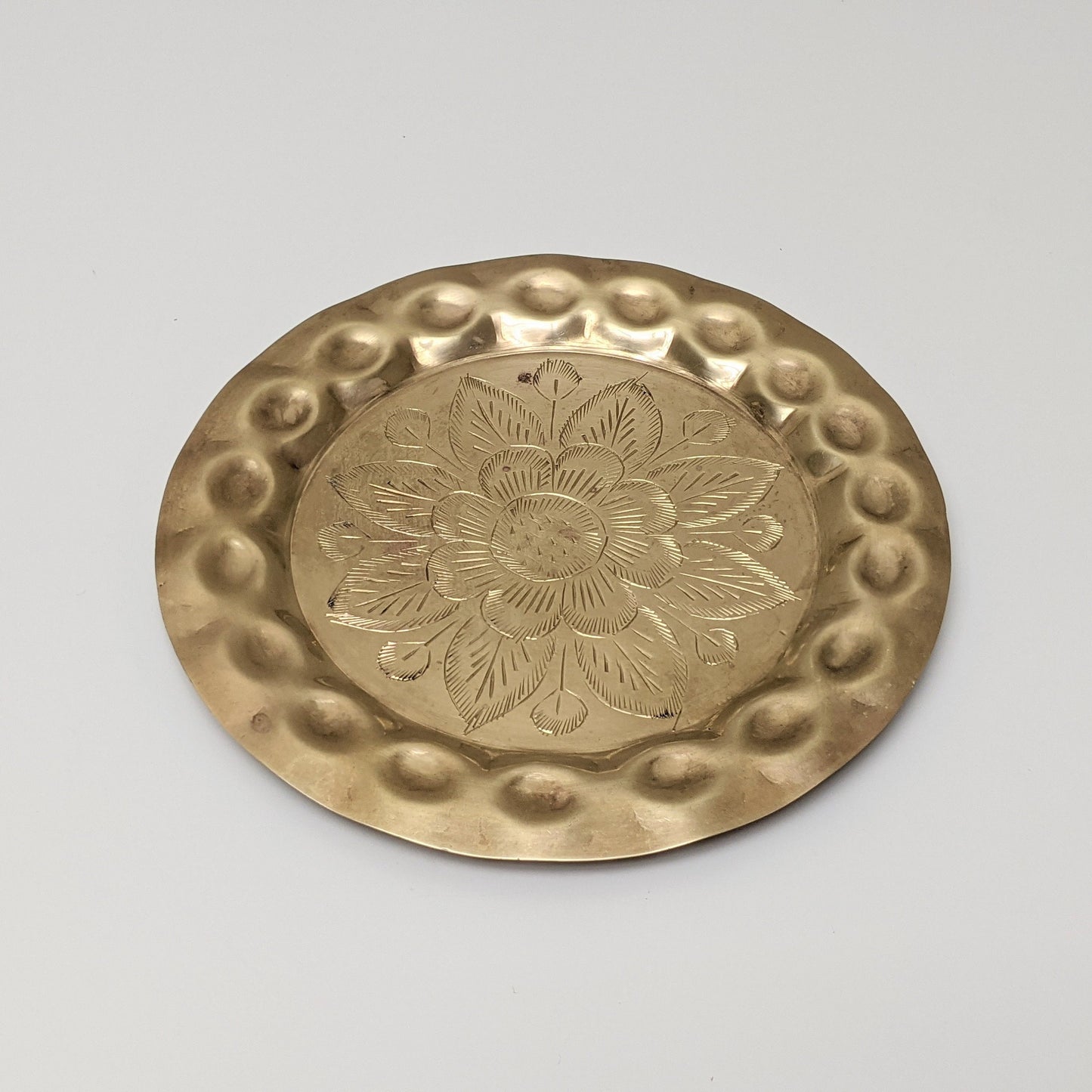 Vintage Hammered Brass Round Decorative Plate Dish | Trinket Dish | Jewelry Dish | Catchall